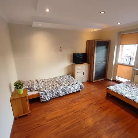 Sloneczne Pokoje Apartment *